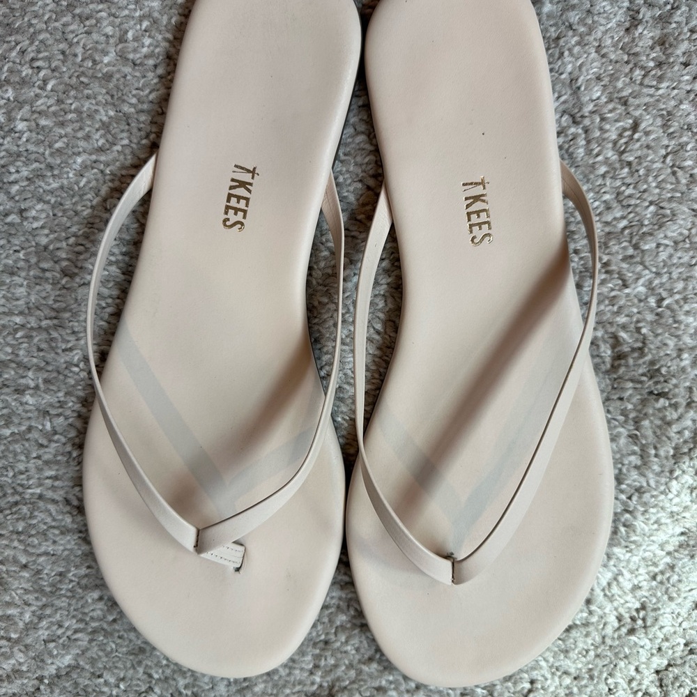 TKEES Women's Cream Sandals